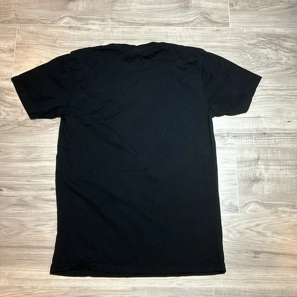 Umi t-shirt size medium - Picture 3 of 3